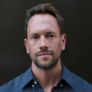 Mr. MIKAEL L. CLASON HÖÖK